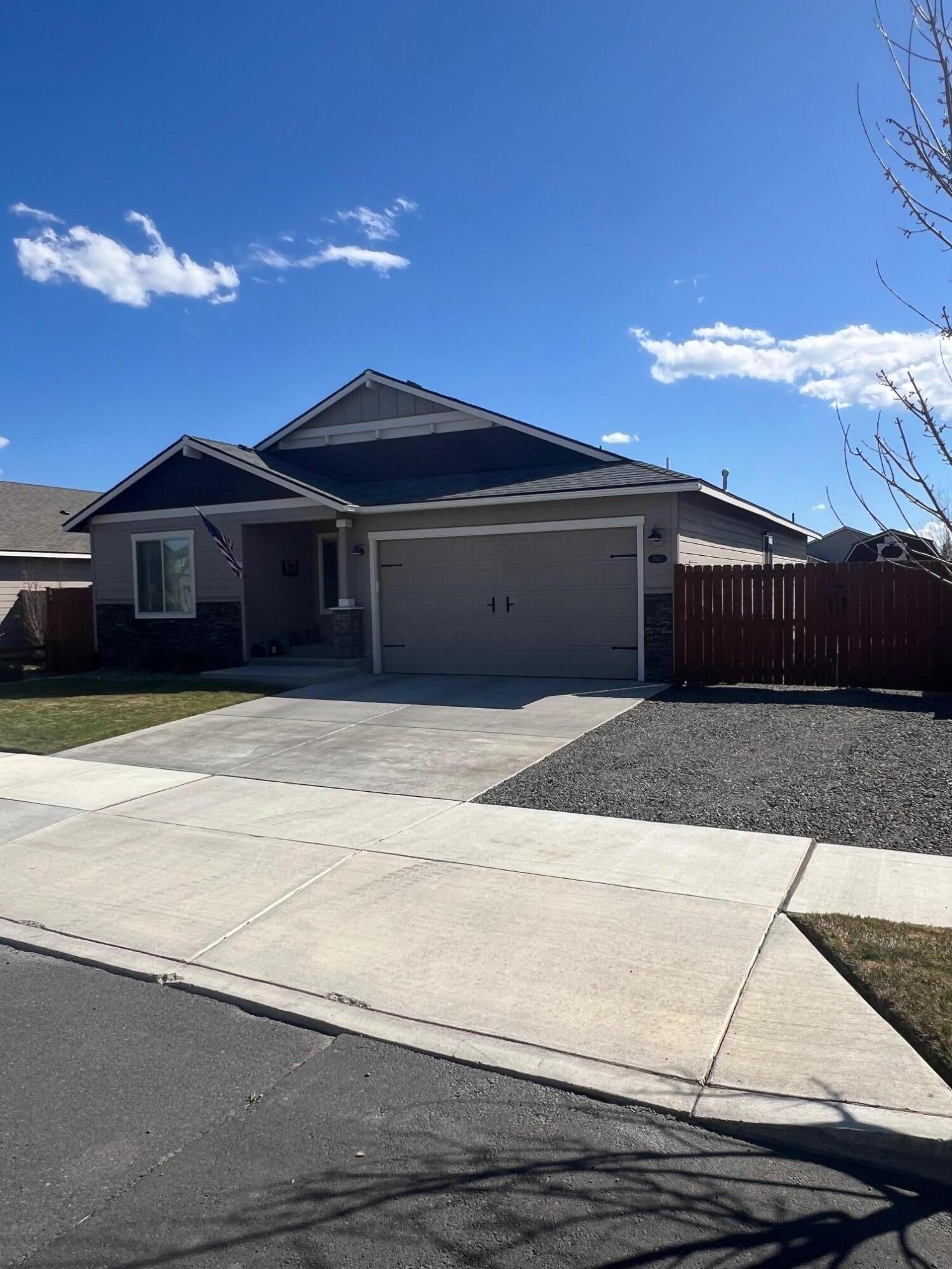 27 Elm - Residential