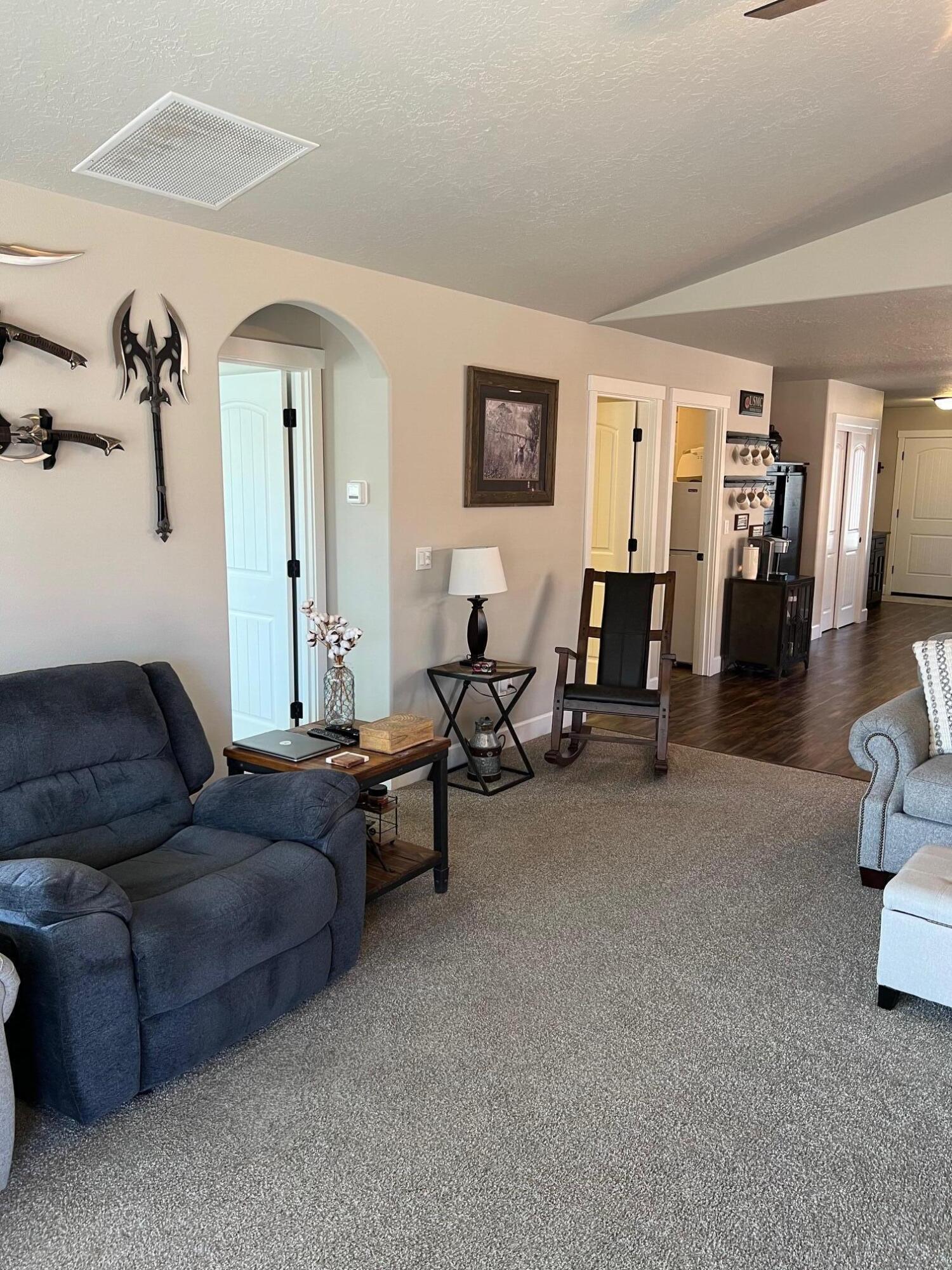 27 Elm - Residential