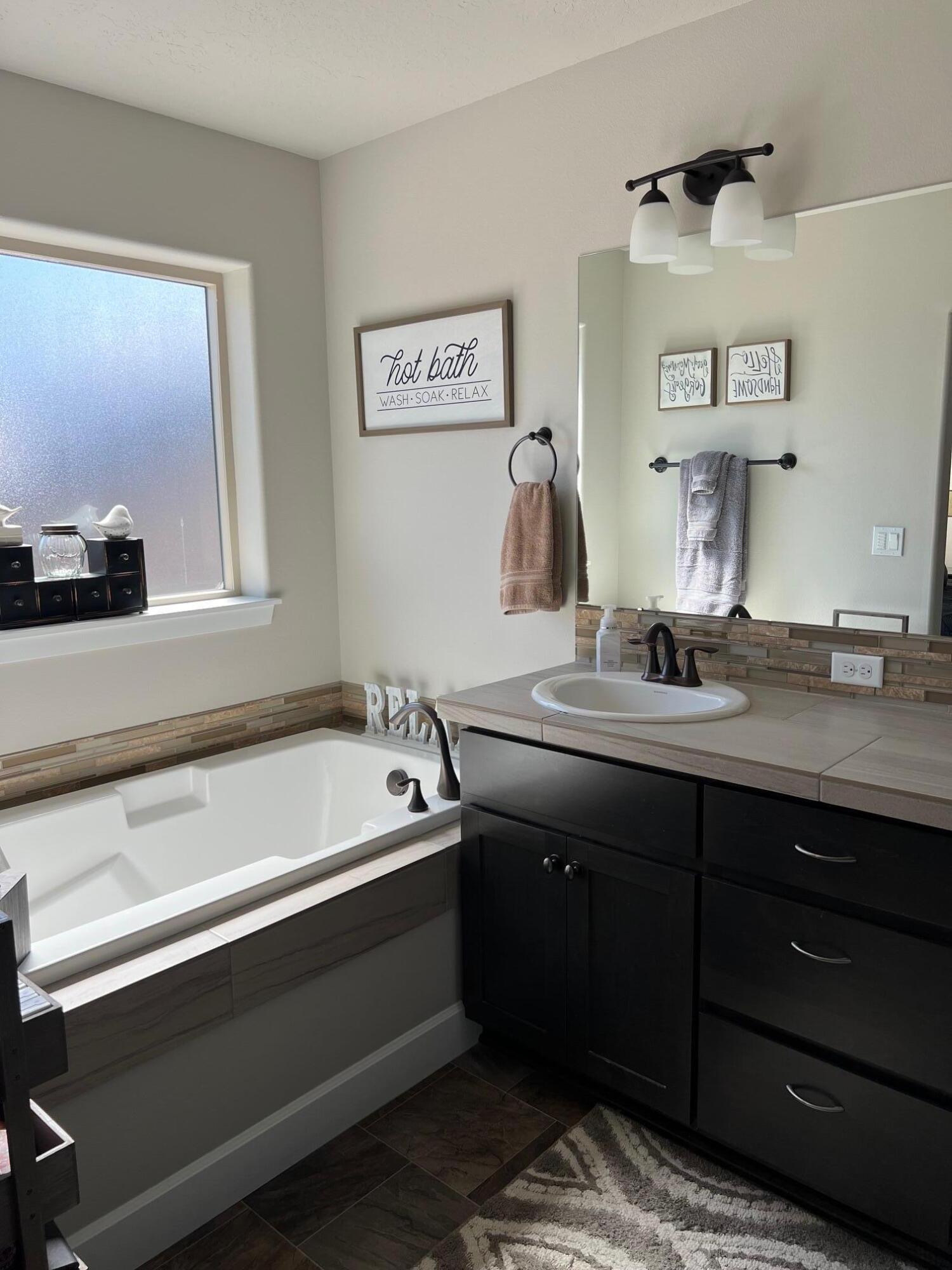 27 Elm - Residential