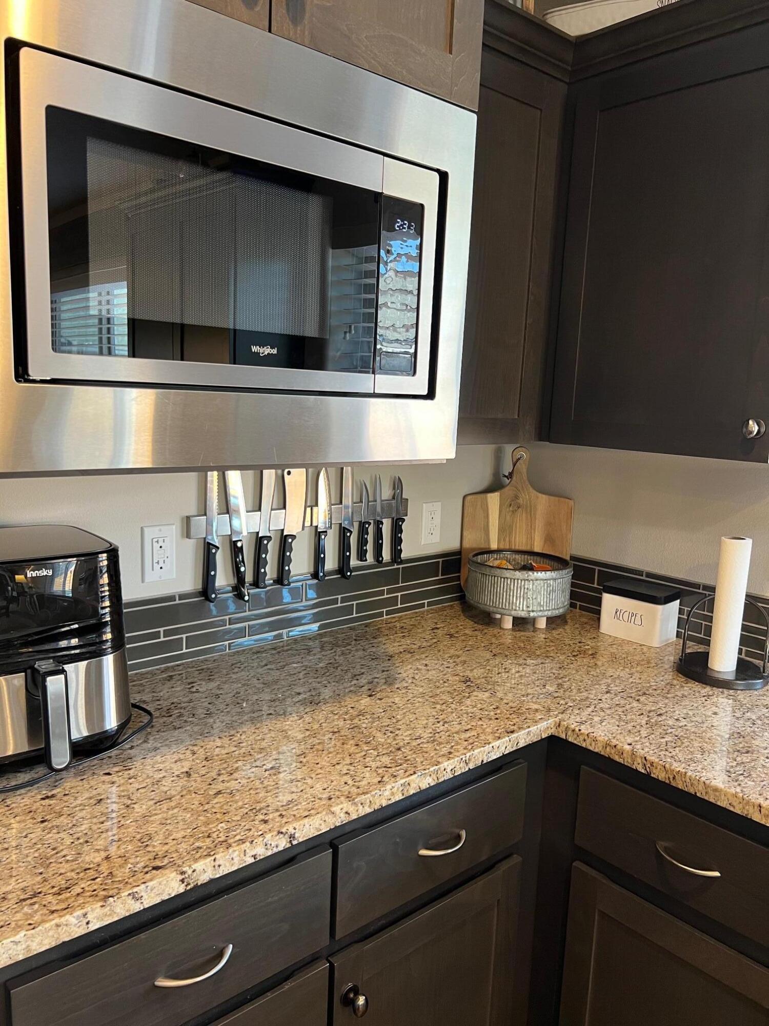 27 Elm - Residential