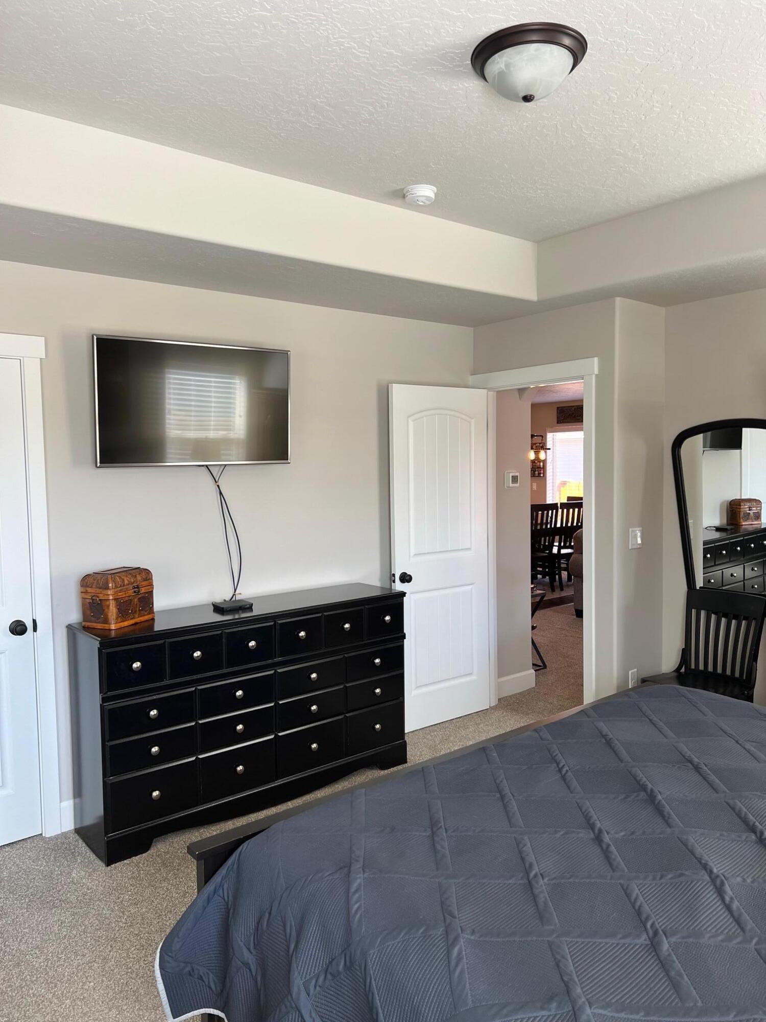 27 Elm - Residential