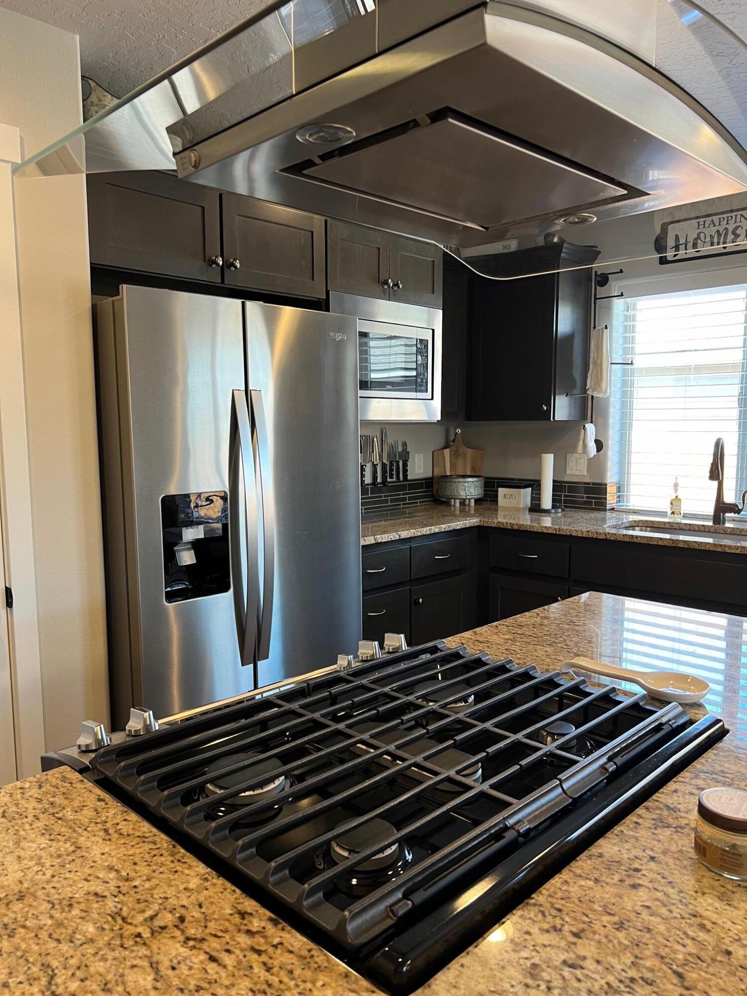 27 Elm - Residential