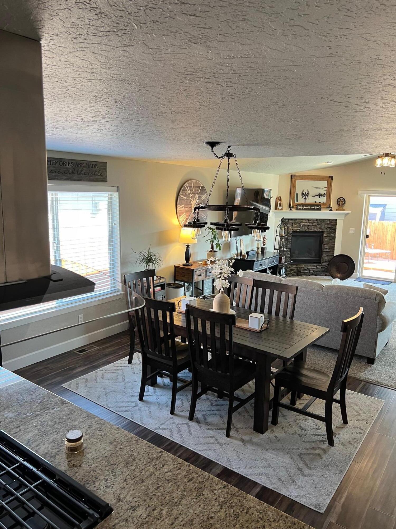 27 Elm - Residential