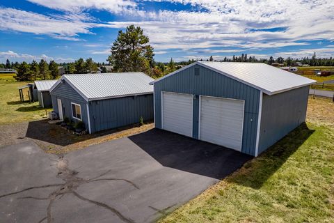 Tiny photo for 16631 Serpentine Drive, La Pine, OR 97739 (MLS # 220196555)