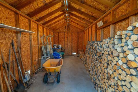 Tiny photo for 16631 Serpentine Drive, La Pine, OR 97739 (MLS # 220196555)