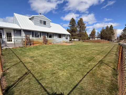 Tiny photo for 16631 Serpentine Drive, La Pine, OR 97739 (MLS # 220196555)