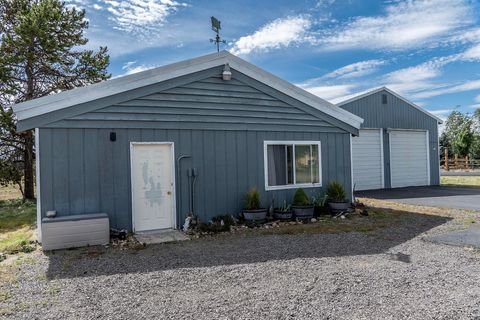 Tiny photo for 16631 Serpentine Drive, La Pine, OR 97739 (MLS # 220196555)