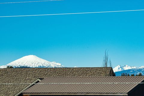 Tiny photo for 16631 Serpentine Drive, La Pine, OR 97739 (MLS # 220196555)
