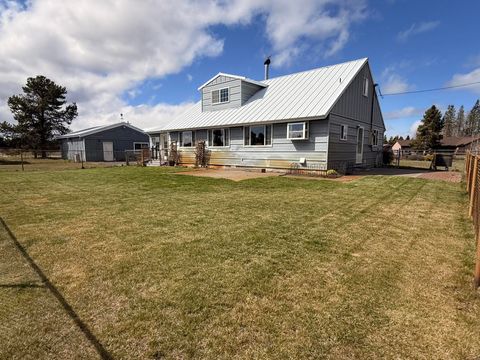 Tiny photo for 16631 Serpentine Drive, La Pine, OR 97739 (MLS # 220196555)