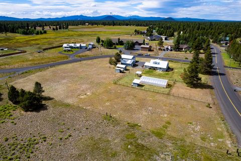 Tiny photo for 16631 Serpentine Drive, La Pine, OR 97739 (MLS # 220196555)