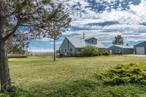 Tiny photo for 16631 Serpentine Drive, La Pine, OR 97739 (MLS # 220196555)
