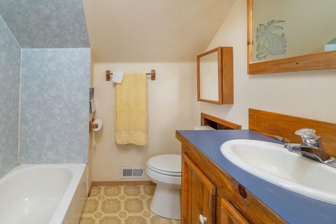 Tiny photo for 16631 Serpentine Drive, La Pine, OR 97739 (MLS # 220196555)