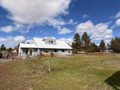 Tiny photo for 16631 Serpentine Drive, La Pine, OR 97739 (MLS # 220196555)