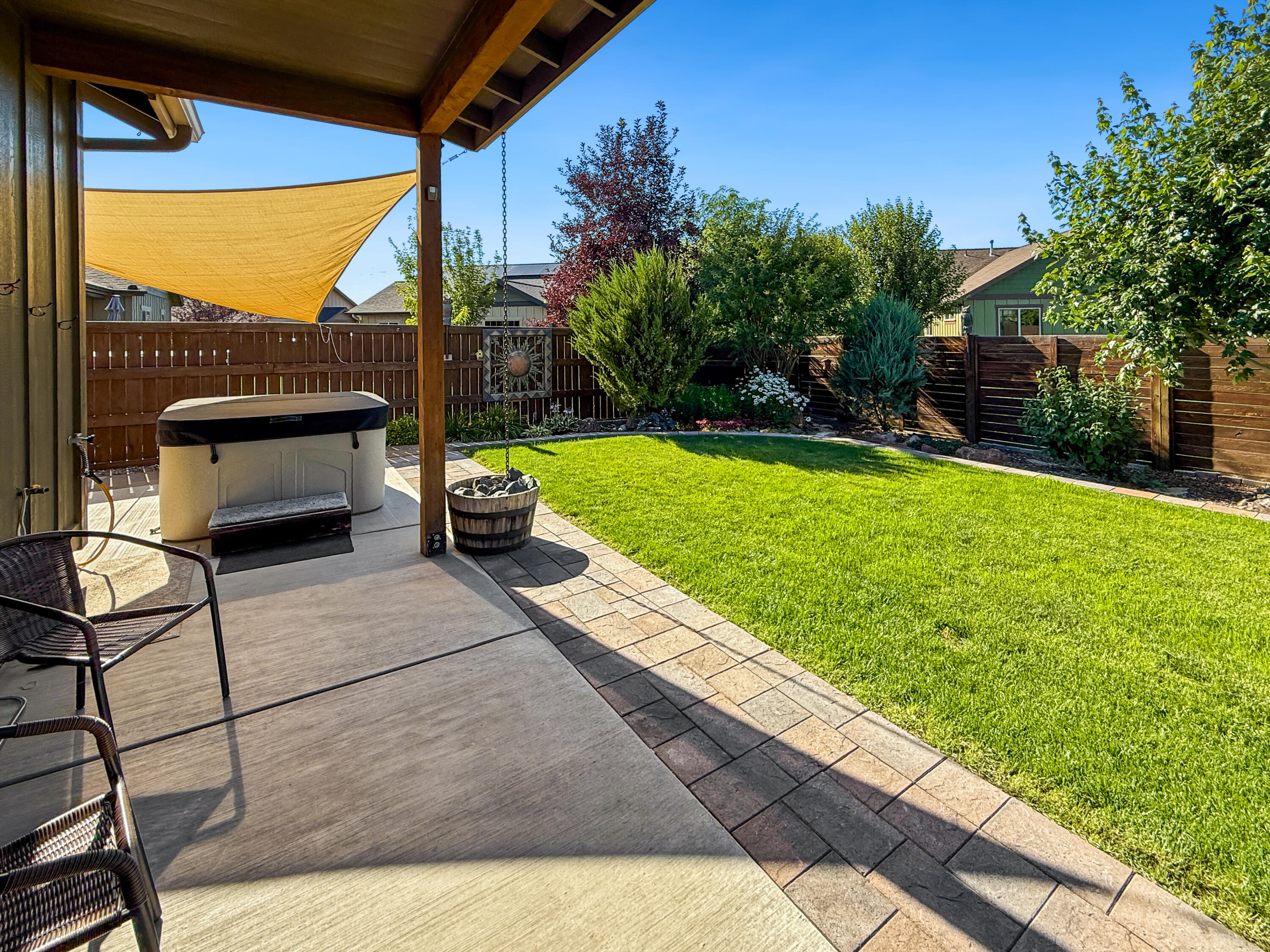 Saddle Ridge - Residential