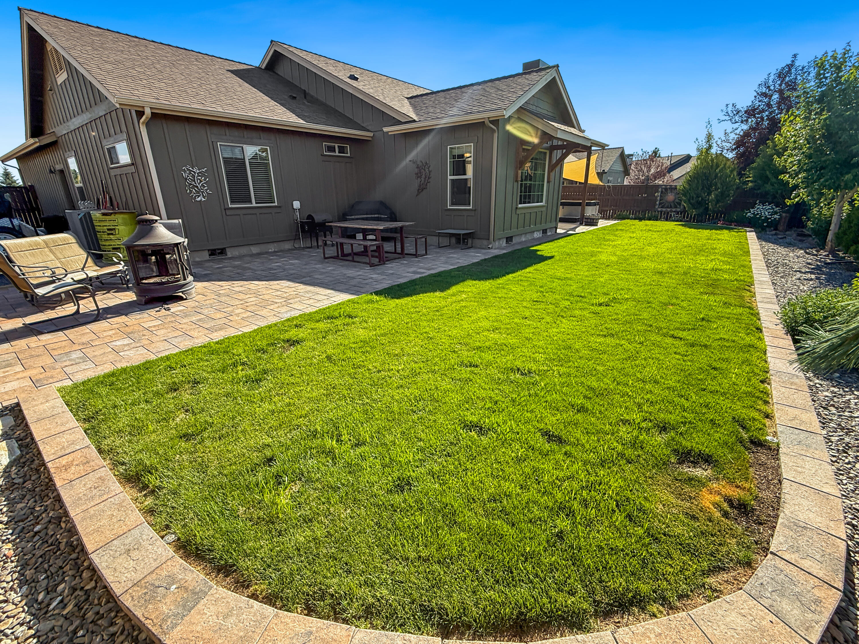 Saddle Ridge - Residential