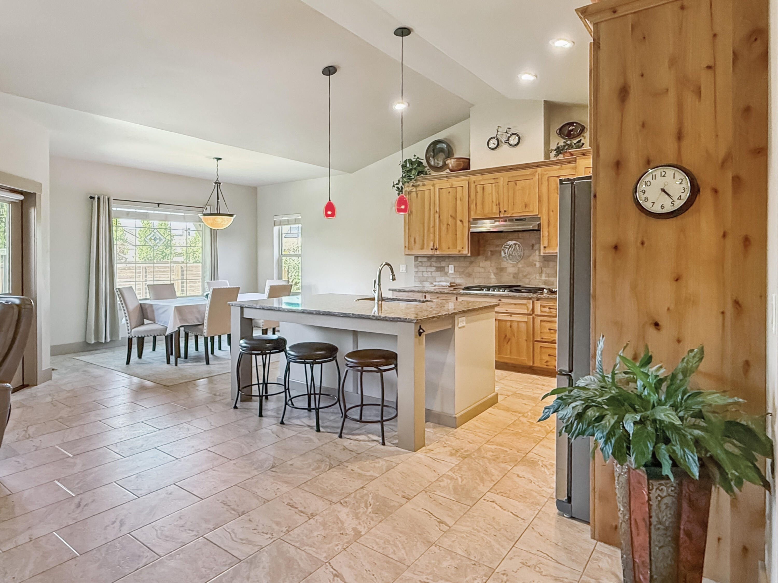 Saddle Ridge - Residential