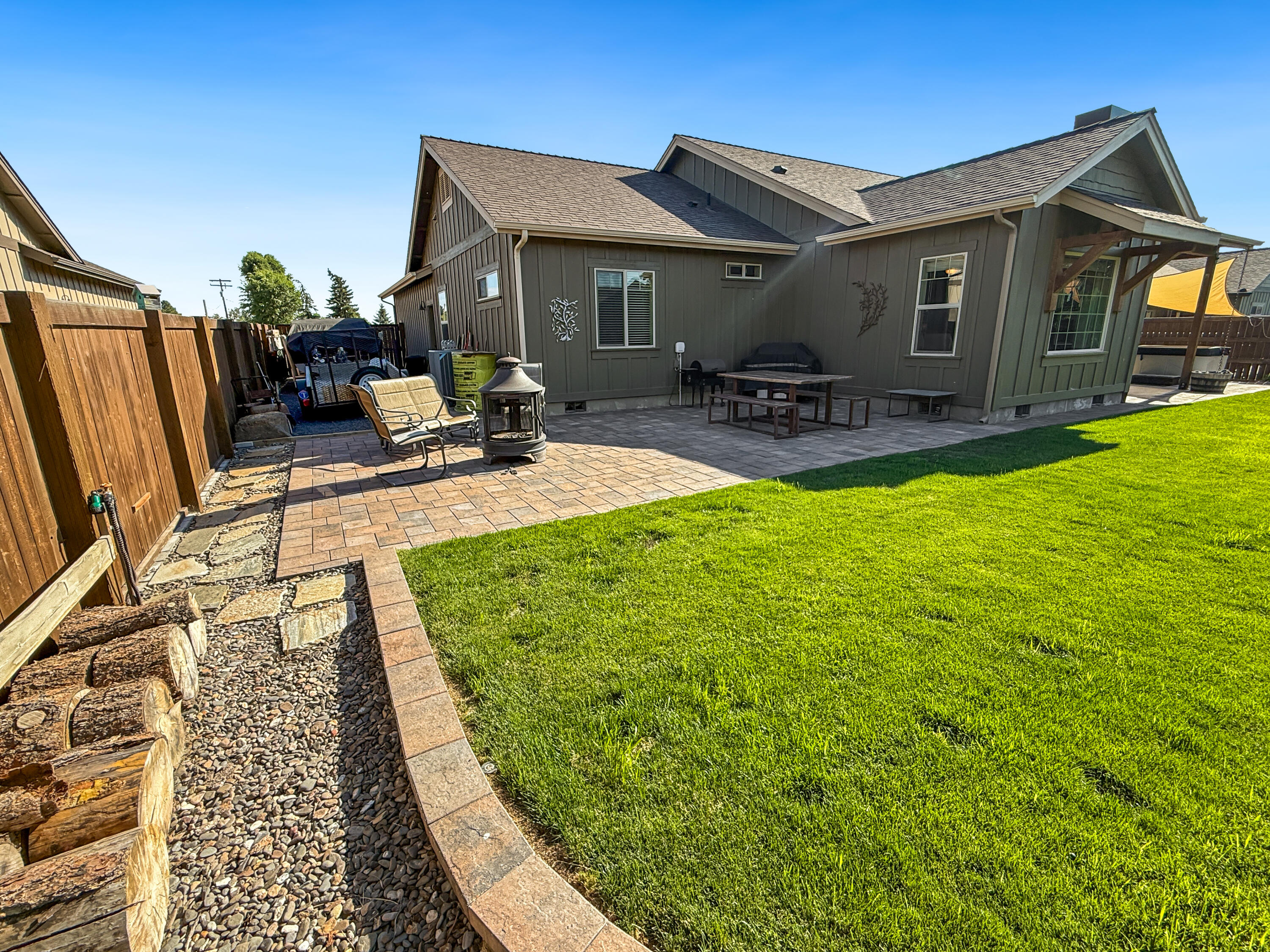 Saddle Ridge - Residential