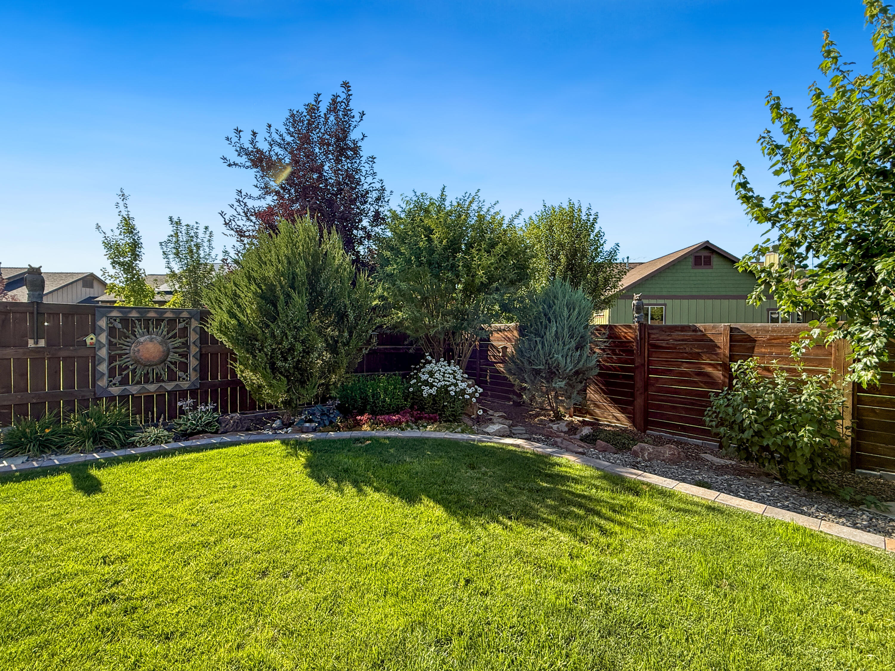 Saddle Ridge - Residential