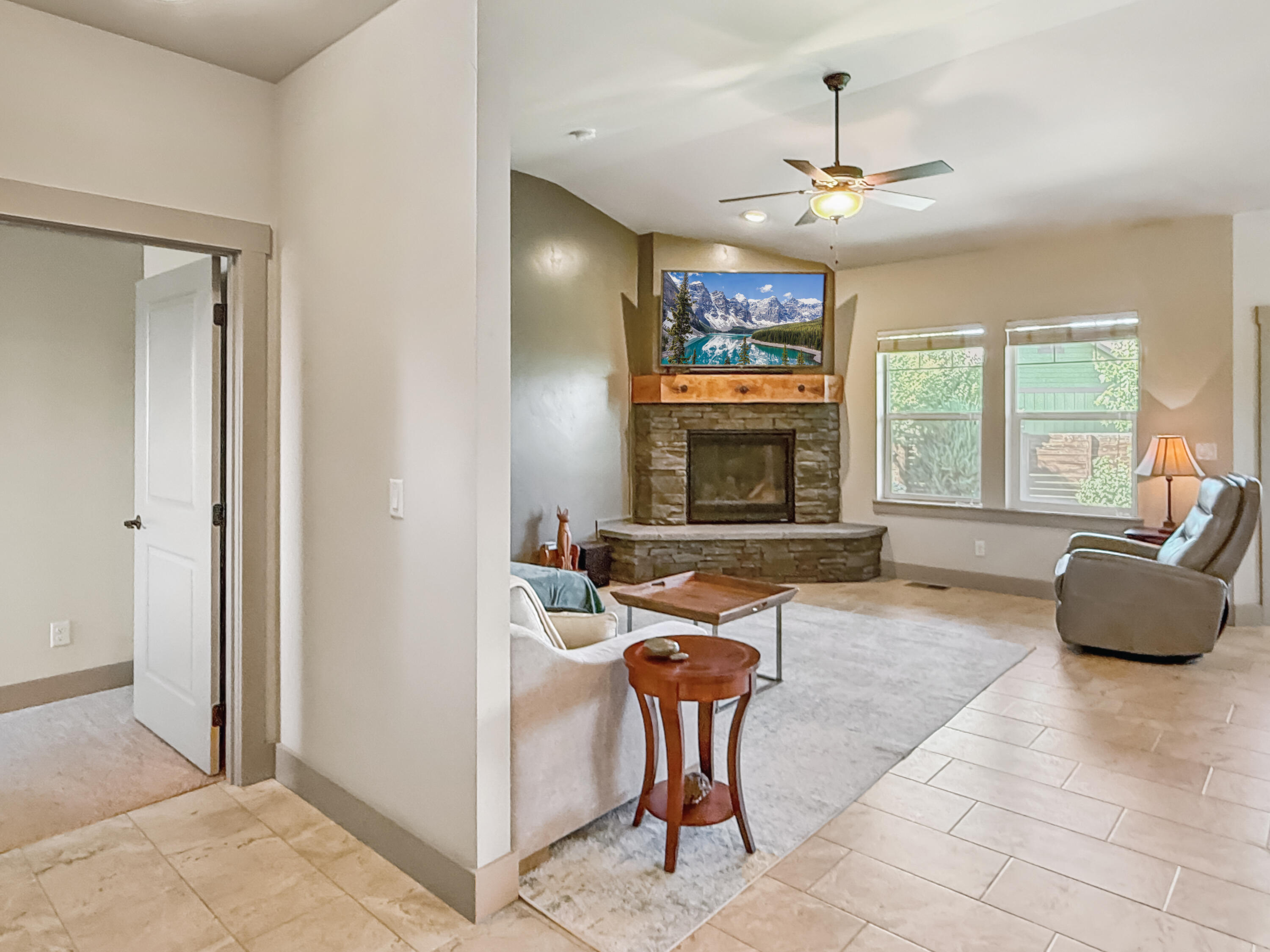 Saddle Ridge - Residential