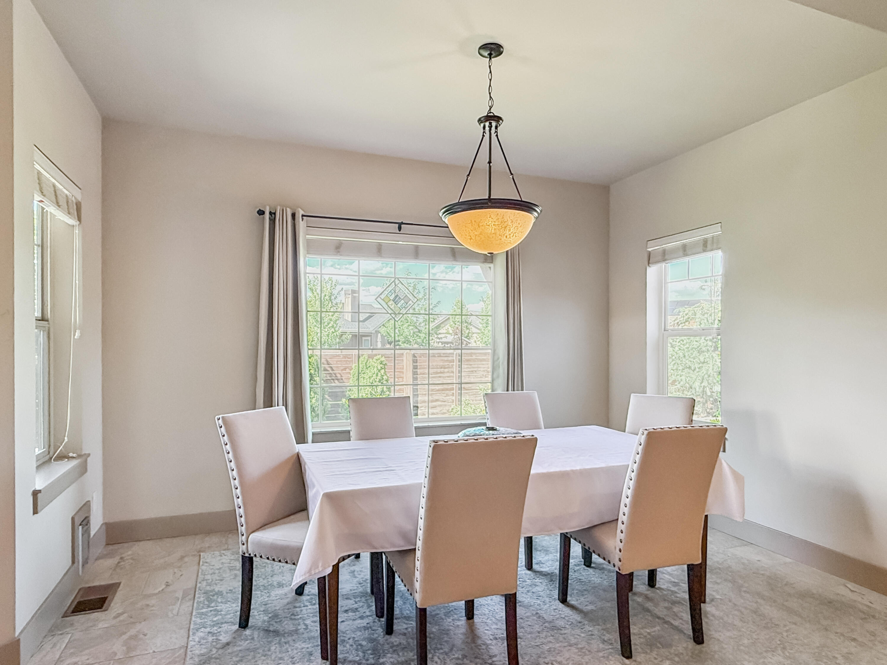 Saddle Ridge - Residential