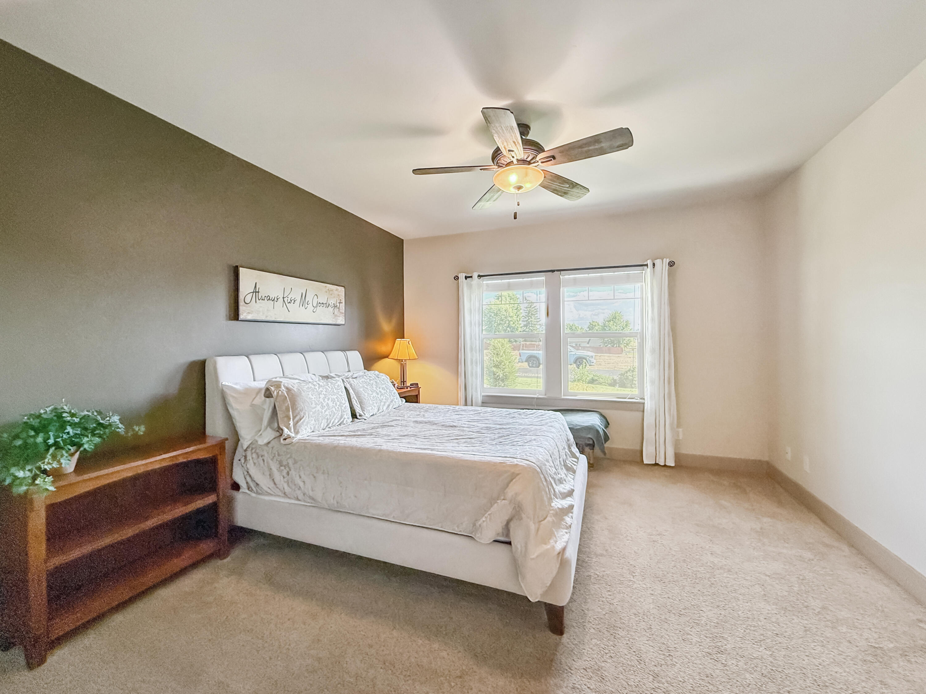 Saddle Ridge - Residential