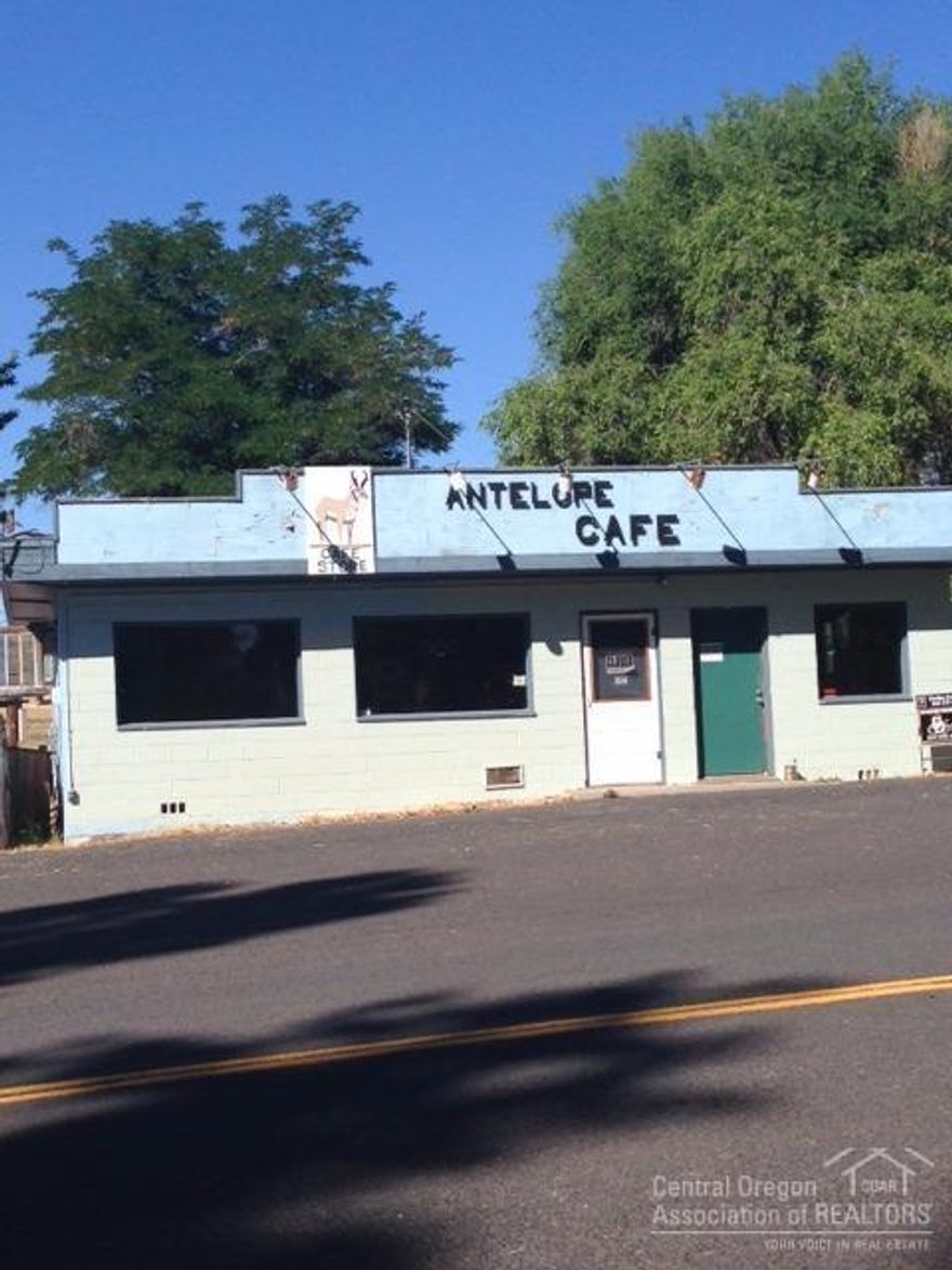 6 unit RV Park has 3 mobile's included in sale, a 36 X 24 shop plus a 36 seat restaurant/convenient and sits on 1.48 acres with 4 tax lots store and all this is located on a scenic byway and cross roads of Hwy 218 & Hwy 293. Property needs some TLC but has so much potential for the right owner/user. Priced to sell fast, call today