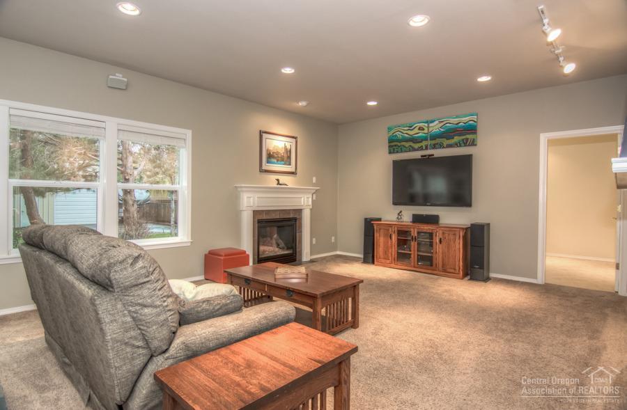 Hollow Pine Estate - Residential