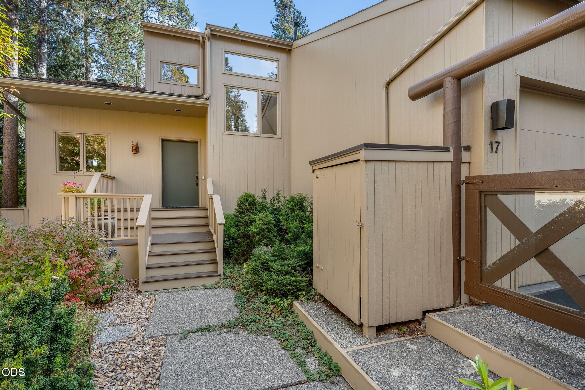 57824 Alberello Court