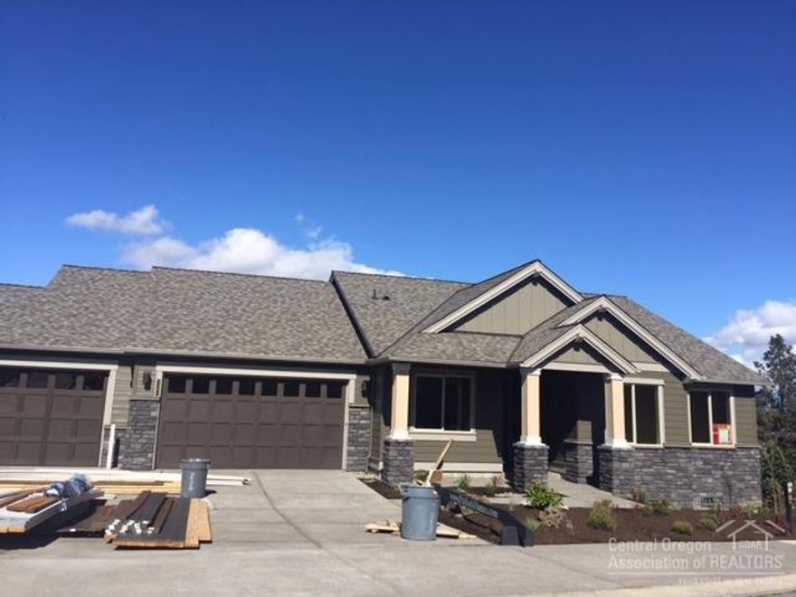 Floorplan: SAHALIE 3-A-2185-1. Beautiful Pahlisch Homes new construction in River's Edge new Phase 17, steps from the golf course. Pahlisch custom quality finishes throughout include inviting entry into great room, coffered ceiling, large windows providing lots of light, quartz counter tops, SS appliances, engineered hardwoods, walk-in closet, and much more.