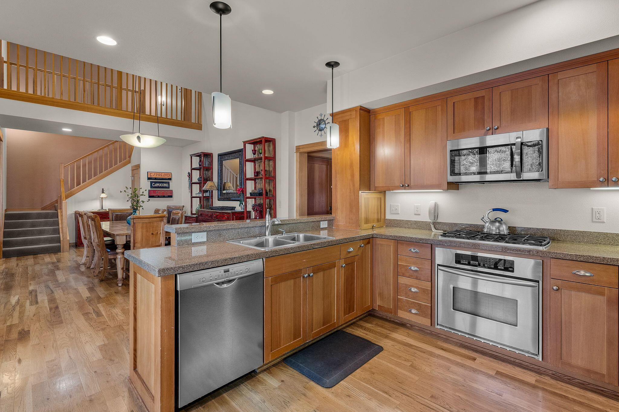 57124 Evergreen Loop 33