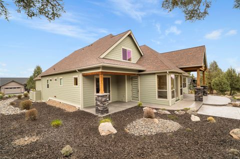 Tiny photo for 10276 Sundance Ridge Loop, Redmond, OR 97756 (MLS # 220219480)