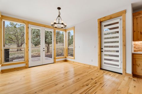 Tiny photo for 10276 Sundance Ridge Loop, Redmond, OR 97756 (MLS # 220219480)