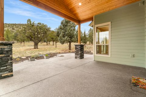 Tiny photo for 10276 Sundance Ridge Loop, Redmond, OR 97756 (MLS # 220219480)
