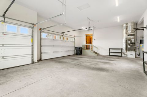 Tiny photo for 10276 Sundance Ridge Loop, Redmond, OR 97756 (MLS # 220219480)