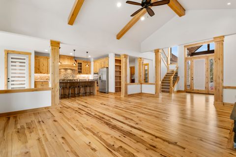 Tiny photo for 10276 Sundance Ridge Loop, Redmond, OR 97756 (MLS # 220219480)