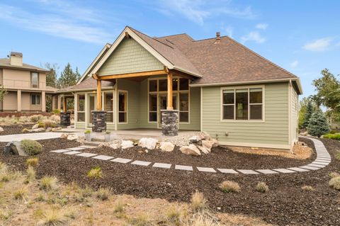 Tiny photo for 10276 Sundance Ridge Loop, Redmond, OR 97756 (MLS # 220219480)