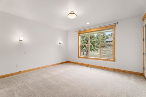 Tiny photo for 10276 Sundance Ridge Loop, Redmond, OR 97756 (MLS # 220219480)