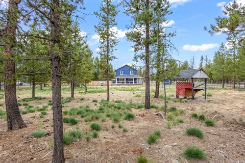 Tiny photo for 145046 Ringo Court, La Pine, OR 97739 (MLS # 220216515)
