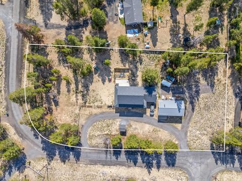 Tiny photo for 145046 Ringo Court, La Pine, OR 97739 (MLS # 220216515)