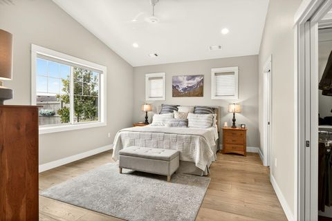 Tiny photo for 4433 Merlot Court, Medford, OR 97504 (MLS # 220211241)