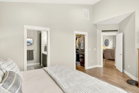 Tiny photo for 4433 Merlot Court, Medford, OR 97504 (MLS # 220211241)