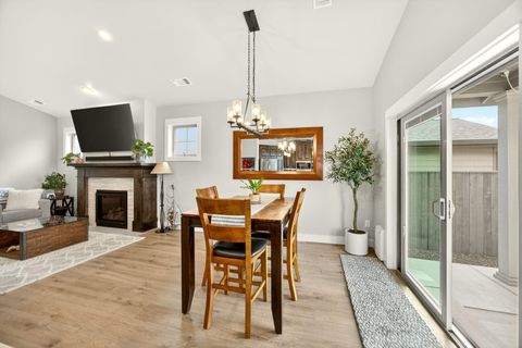 Tiny photo for 4433 Merlot Court, Medford, OR 97504 (MLS # 220211241)