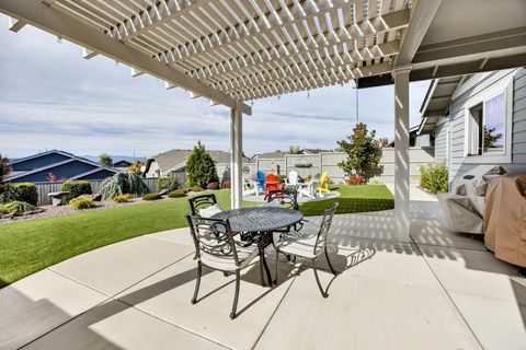 Tiny photo for 4433 Merlot Court, Medford, OR 97504 (MLS # 220211241)