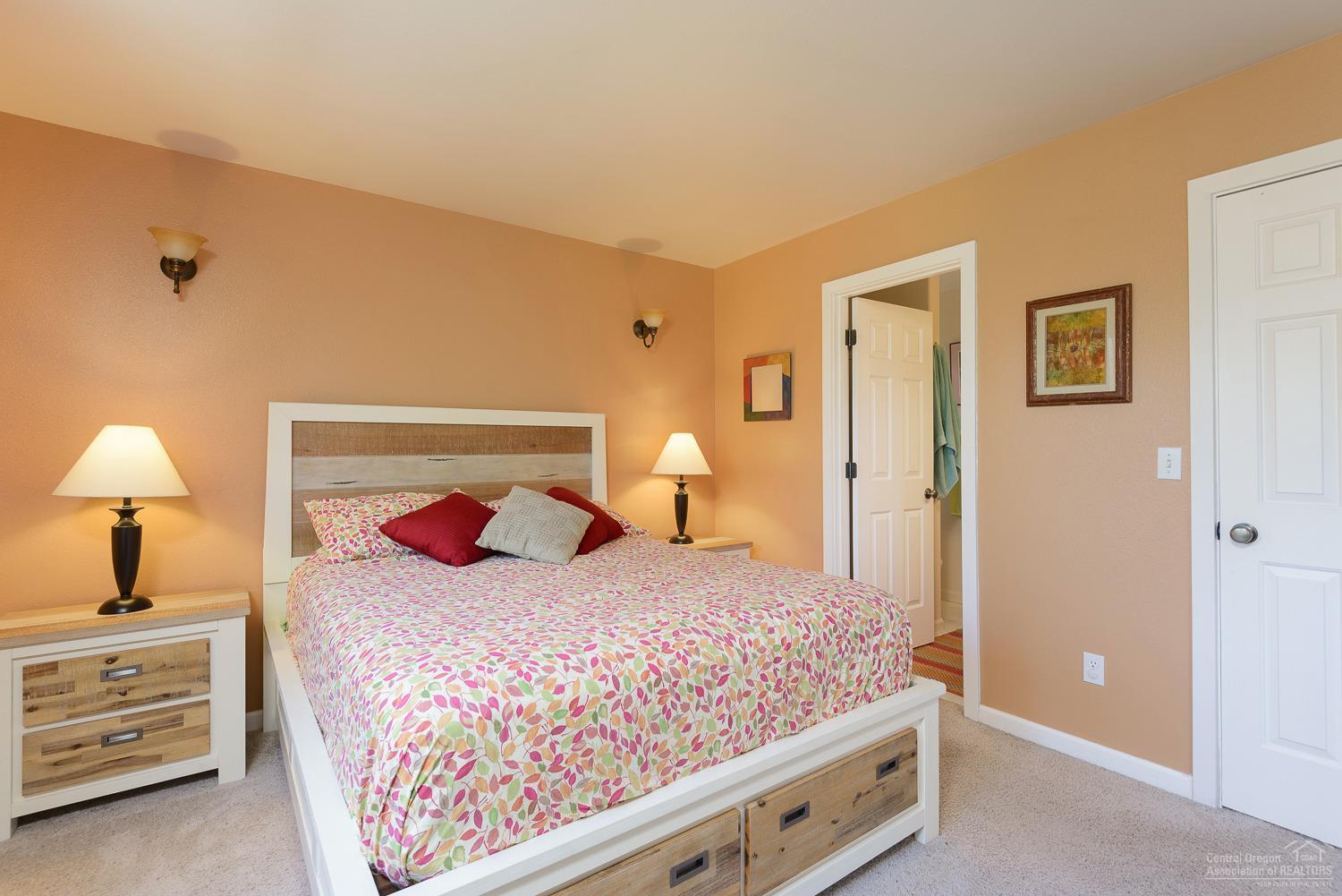 Oakview - Residential