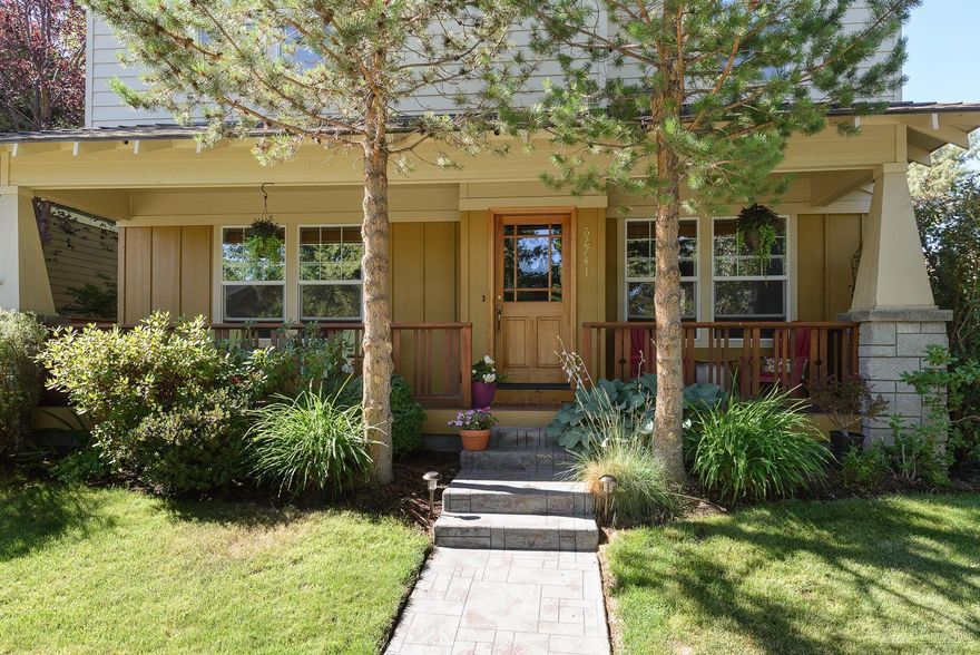 Beautifully maintained & charming home in desirable Oakview neighborhood with mature tree lined streets & sidewalks. Spacious open floor plan featuring great room with gas fireplace. Kitchen with eating bar, pantry, tile counters & floor. Large Bonus Room upstairs with skylights. Master Suite with walk-in closet. Master Bath with shower, double sinks & tile counter. Easy access to private back deck & paver patio for entertaining. Fenced & landscaped. Double car garage with built-ins plus storage shed.