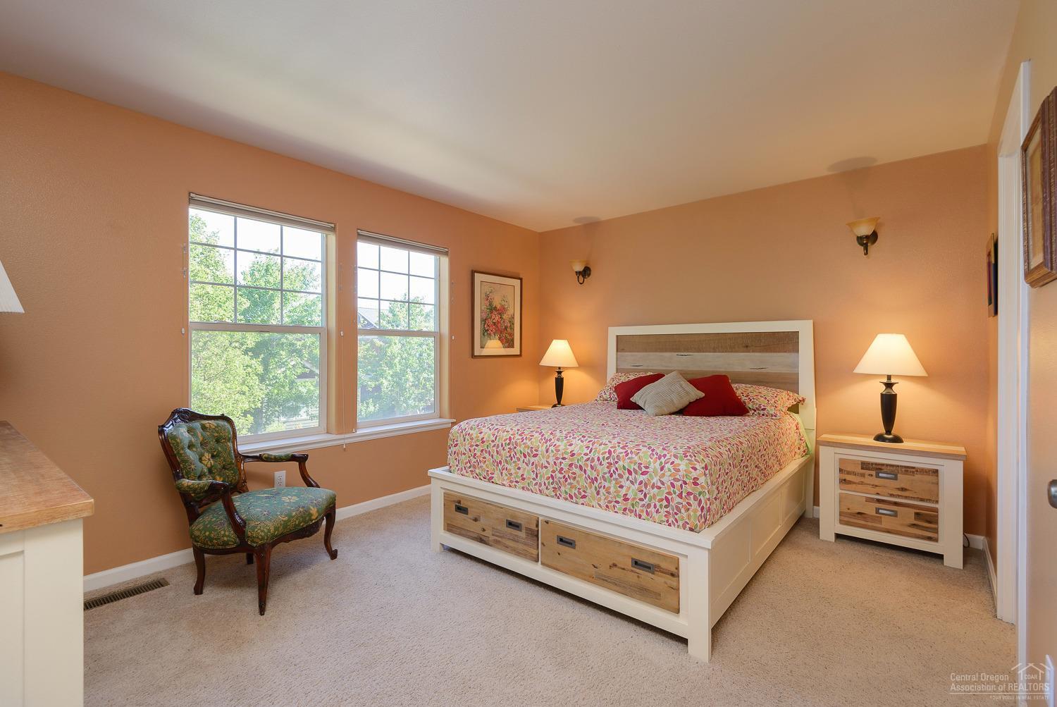 Oakview - Residential