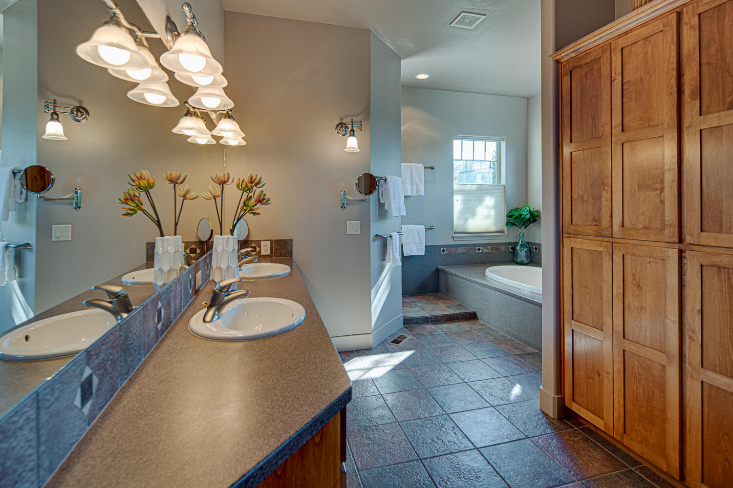 Eagle Crest - Residential