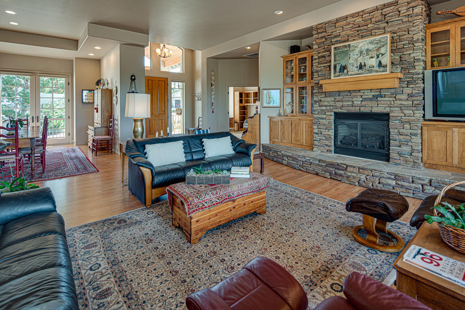 Eagle Crest - Residential