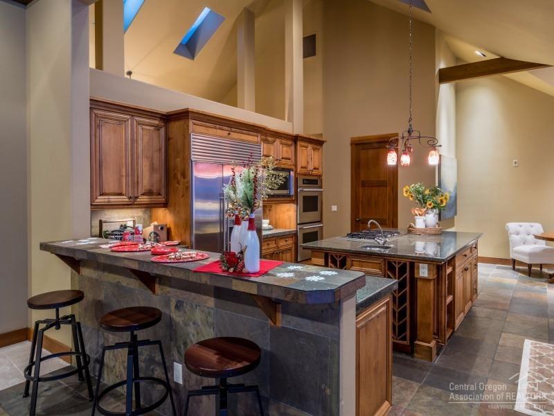 Broken Top - Residential