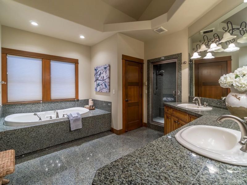 Broken Top - Residential